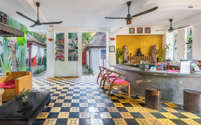 Villa Wat Damnak Hotel