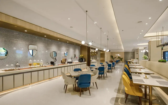 Отель Mercure Beijing City Centre