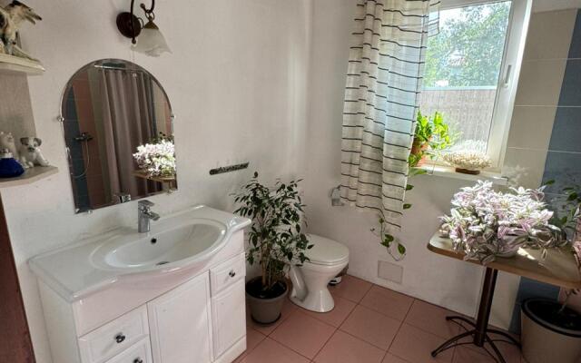 Gostevoy Dom Formoza Guest House