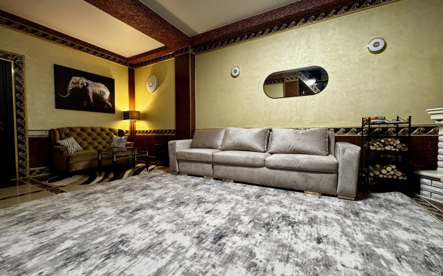 V 3 Minutakh ot Morya Private House