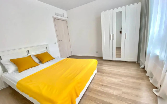 Yevrotreshka Vv Apart U Metro Kotelniki Na Sosnovoy 5 Apartments