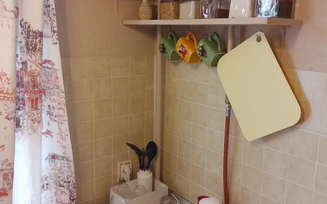 Na Naberezhnoy V Istoricheskom Tsentre Flat