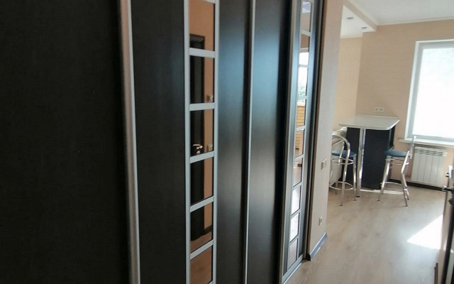 Vozle Aeroporta Flat 1