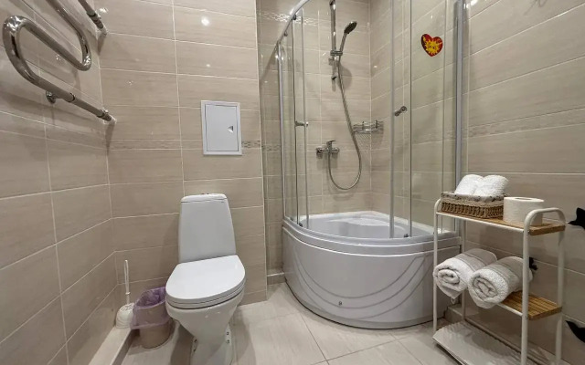 Ryadom S Bolnitsey Im Filonenko Flat
