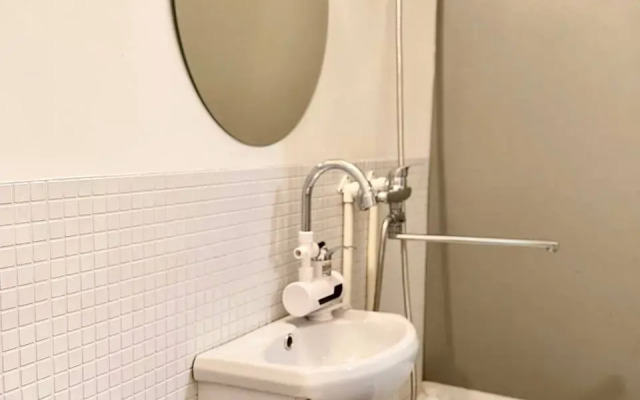 Na Beregu Reki, Tsentr Goroda, Samostoyatelnoye Zaselenie Apartments