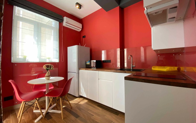 Zhk poseydon 632 Mamayka Vidovaya Studiya S Balkonom (Trustcontrol) Flat
