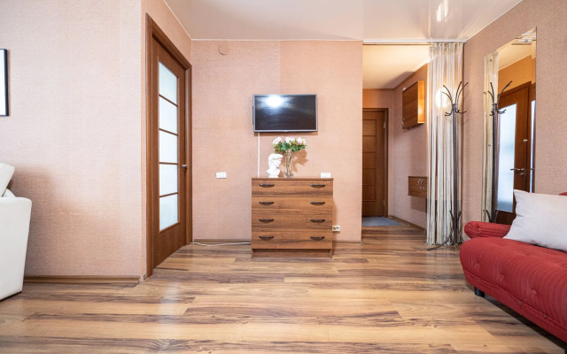 5 Zvezd Na Entuziastov Apartments
