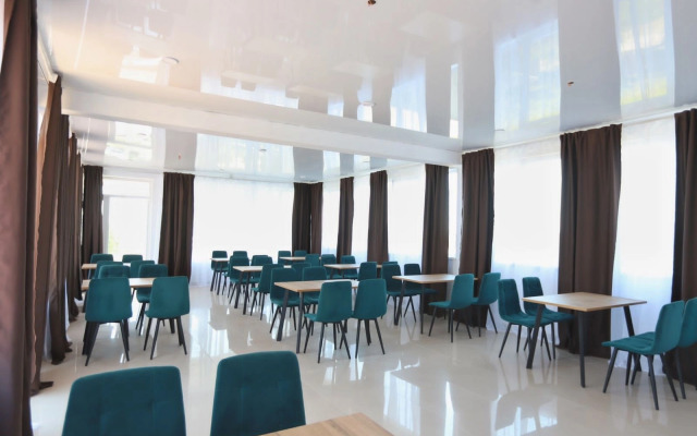 Golden City Hotel