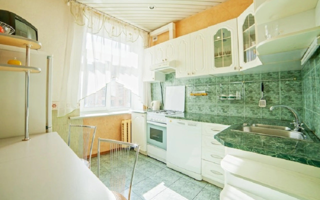 Апартаменты 3-комнатные в центре Минска на Площади Победы