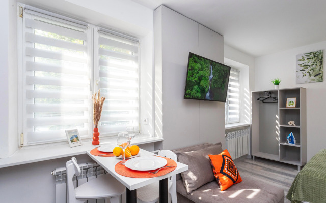 Studiya Westrooms V Tsentre U Severnogo Vokzala (3) Apartments