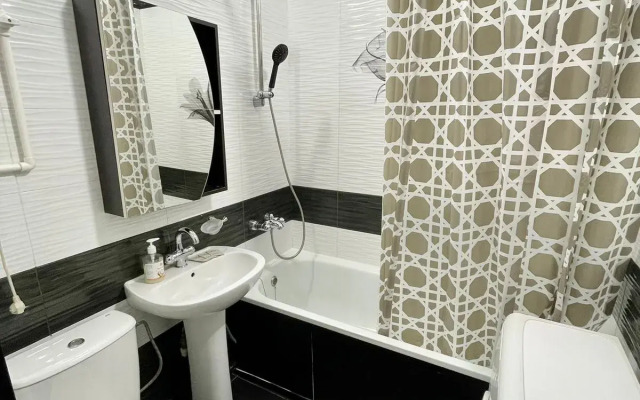 Na Ulitse Kulikova 67V Apartments