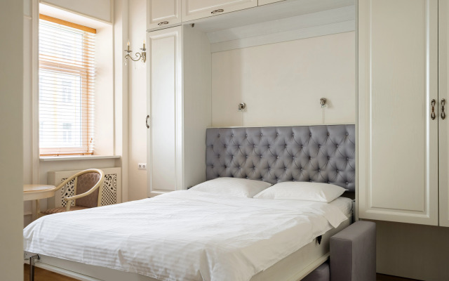 Квартира Рядом с Никольским Собором и Юсуповским Садом