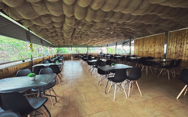Family Resort Miloo Hotel