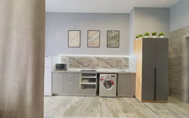 Sky Loft Studio 17 etazh Flat
