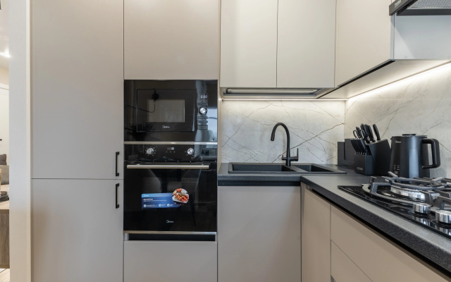 Na Korotchenko 4 Apartment