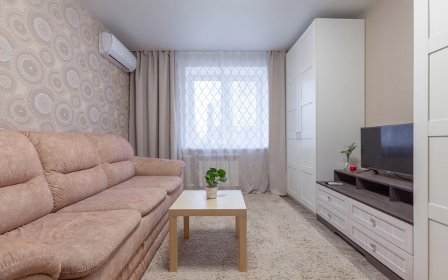Rentplaza 1 Na Gaya 27b Apartment