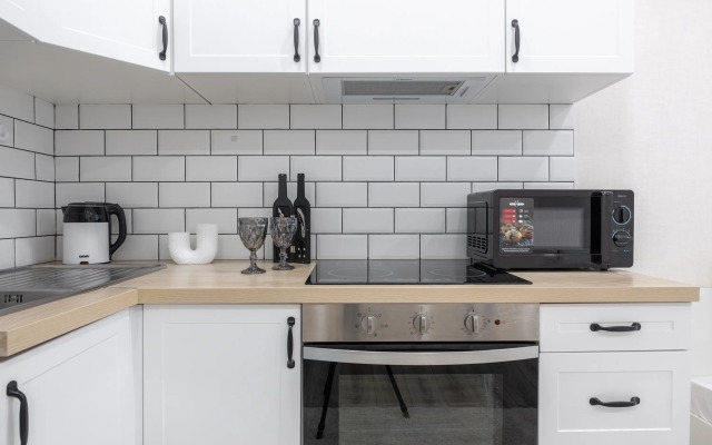 Comfort Home Na Chetaeva 43a Apartments