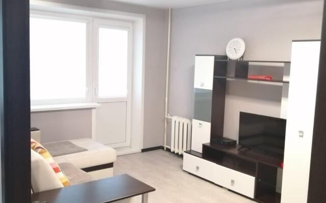 Квартира комфортная на Аэродромной 56 от Горницы