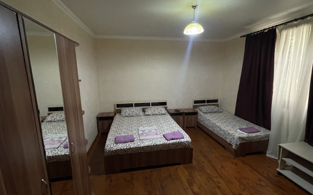 Gostevoy Dom Aduney Living Quarters