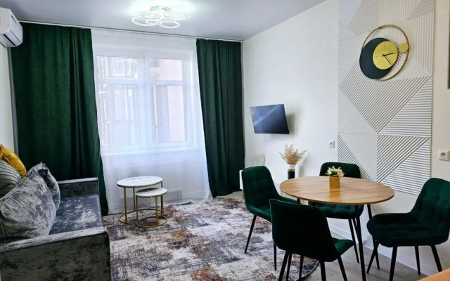 Na ulitse Gorodskoy Val 15k2 Flat
