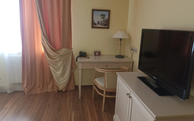 Nikolskiy Posad Hotel