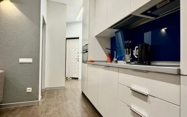 Na Nizhneimeretinskoy 143 Flat