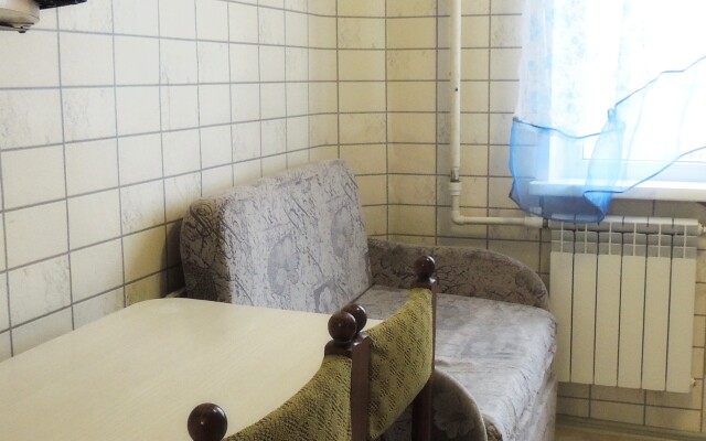 Апартаменты Красной армии 215