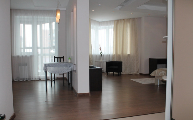Stolichny 11 Apartments