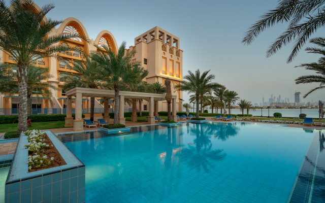 GLOBALSTAY apartments by the sea on Palm Jumeirah with a private beach