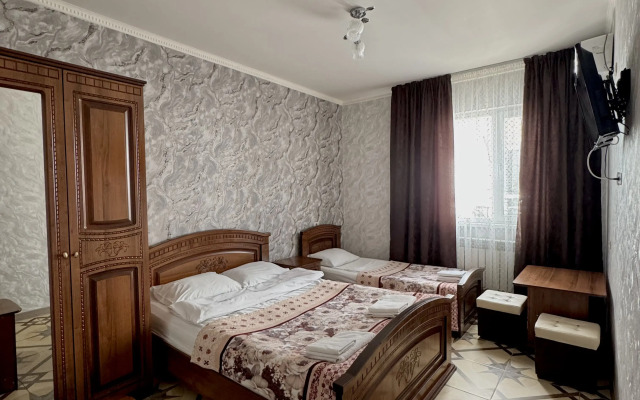 Dvin Guest House