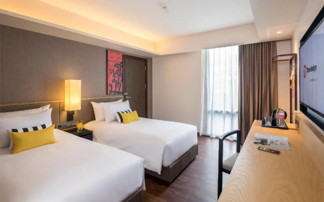 Travelodge Sukhumvit 11 - Image 3