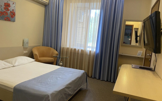 Eighth Sky Mini Hotel