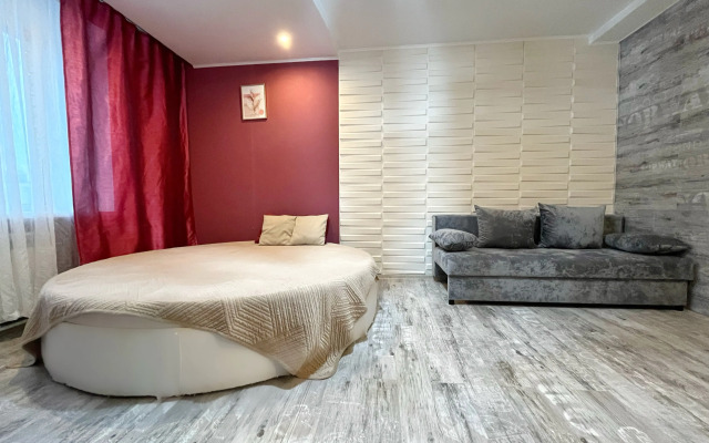 Апартаменты Уютные 1-комнатные прямо напротив ТРЦ Ривьера