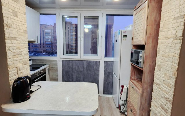 Апартаменты в Микрорайоне Дружба 4/2 (4 этаж)