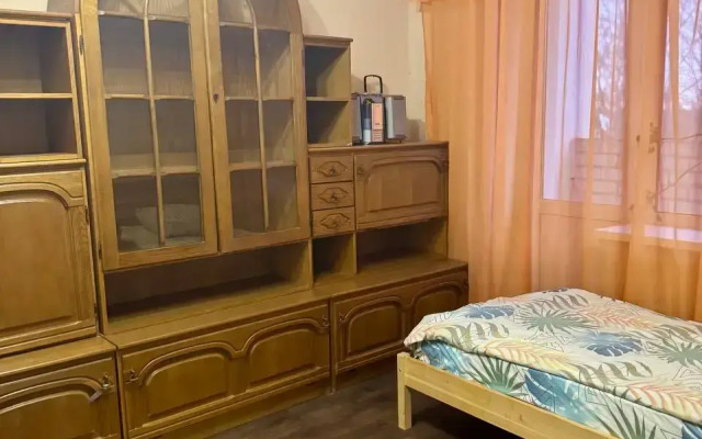 Апартаменты Sutki Vip Однокомнатные на Стрельбищенская 18В