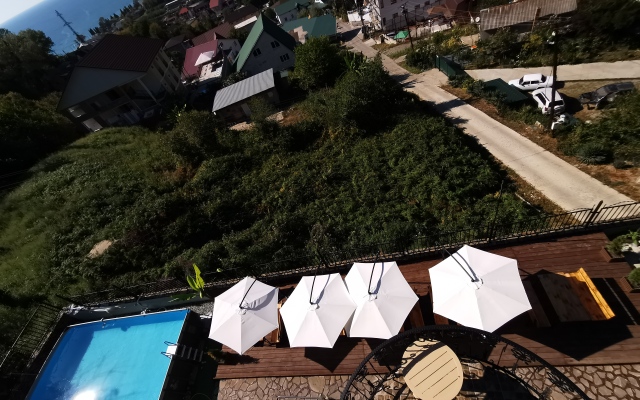 Shato De Lya Mer Guest House