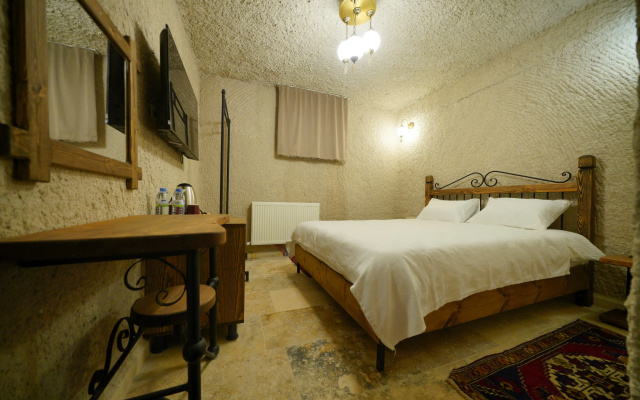 Отель Nirvana Cave House