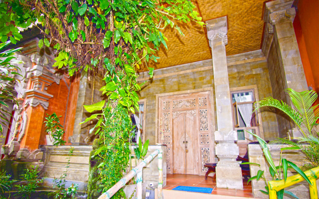 Okawati Hotel