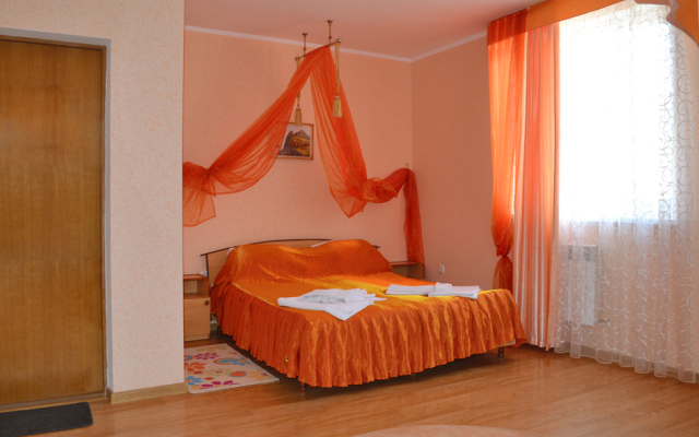 Vorob'inoe Gnezdo Guest House