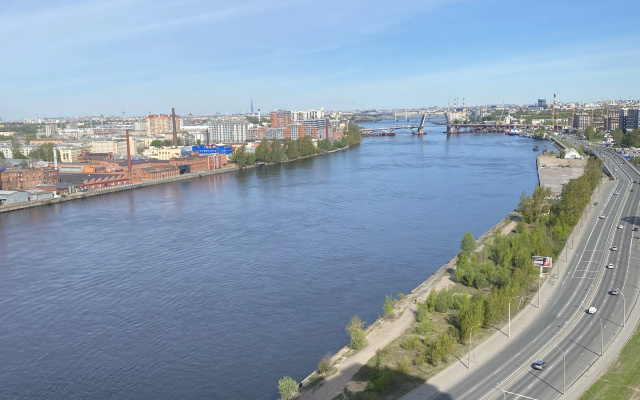 Квартира Уютная видовая 1-комнатная с видом на реку Нева
