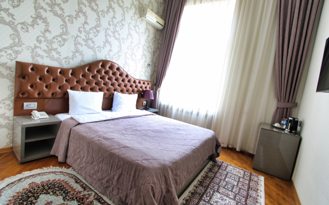 Pilot Baku Hotel