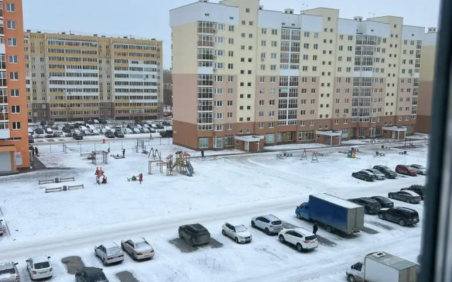 3-Kh Komnatnye U Aeroporta Apartments