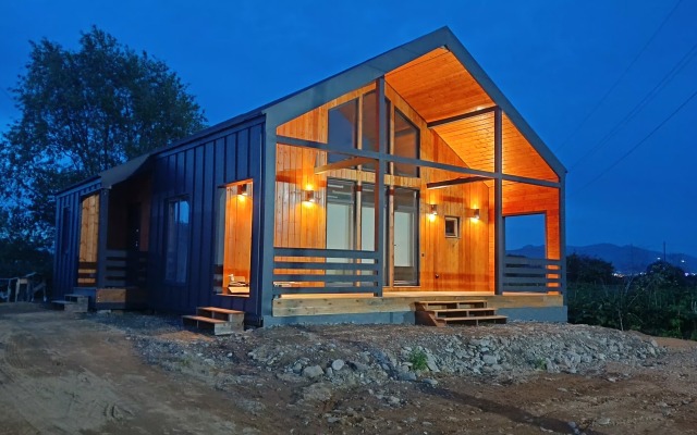 Yezhik Private House