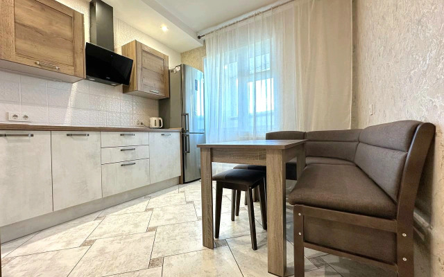 Dvukhkomnatnaya s balkonom na Pritomskom Flat