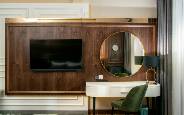 Tnr Hotel & Spa