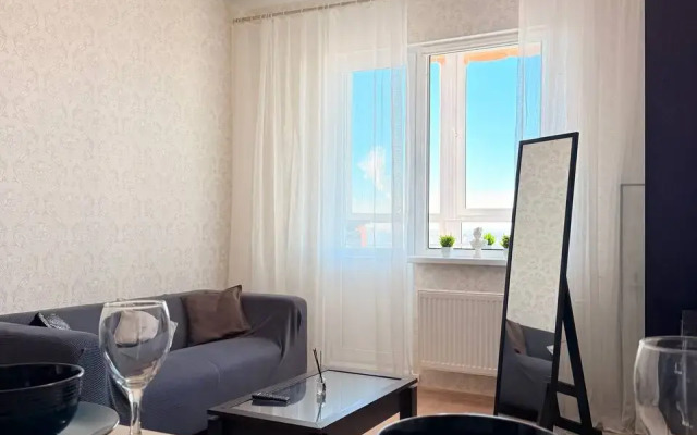 Квартира Студия с Панорамными Окнами