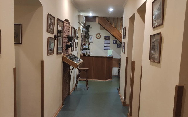 Kholstomer Hotel