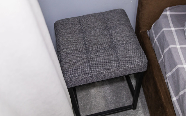 Studiya Ryadom S Vokzalom, Potryasayuschiy Vid Na Reku Flat