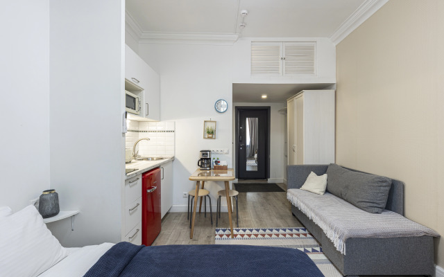 Apartamenty semeynye Na 3-Kh Gostey U Metro Okruzhnaya