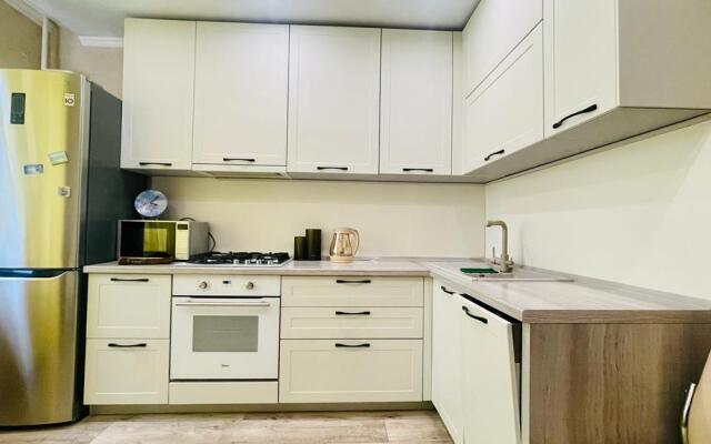 Апартаменты Двухкомнатная квартира на Вахитова 23